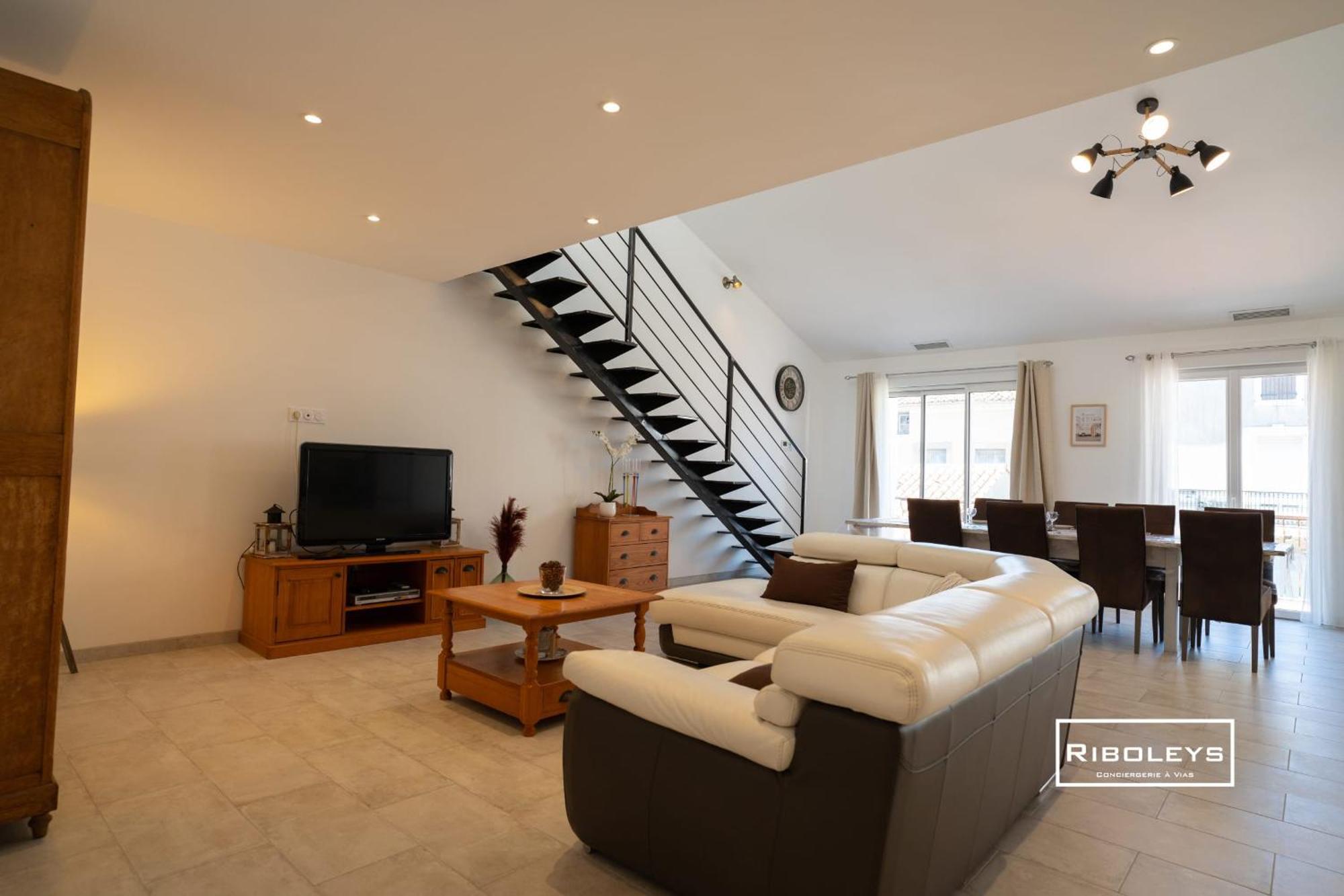 Sublime Loft De 130m Climatise Au Calme Vias